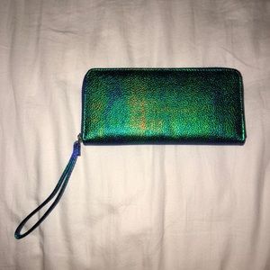NWOT Holographic Wristlet Wallet!